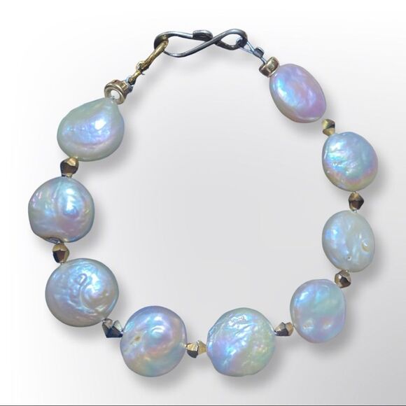 Luxurious White Coin Pearl Bracelet W/ Swarovski Crystals & Sterling Hook Clasp - Picture 1 of 5